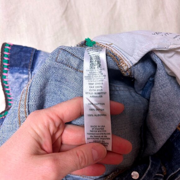 FRAME + Julia Sarr-Jamois crochet-trimmed distressed high-rise boyfriend jeans - Picture 4 of 13